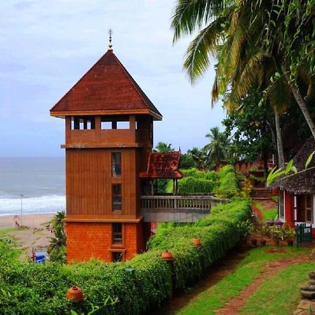Отель Ayursoma Ayurveda Royal Retreat Ковалам Экстерьер фото